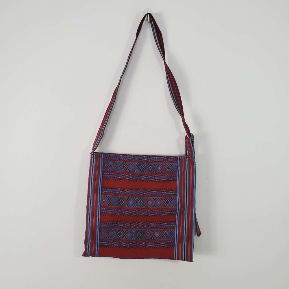 Vintage Stylish Red and Blue Women's Shoulder Bag